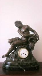 MOREAU - Le Fleuve - Pendule sculpture XIXe siècle Coysevox, Antiquités & Art, Enlèvement ou Envoi