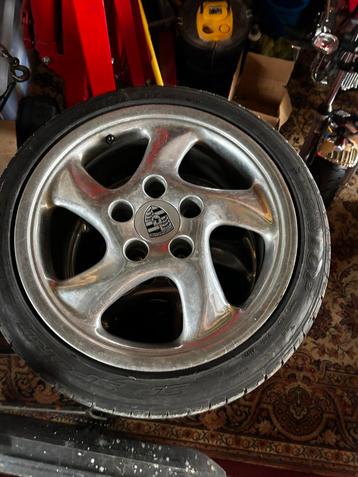 Porsche wielen (copy) beschikbaar voor biedingen
