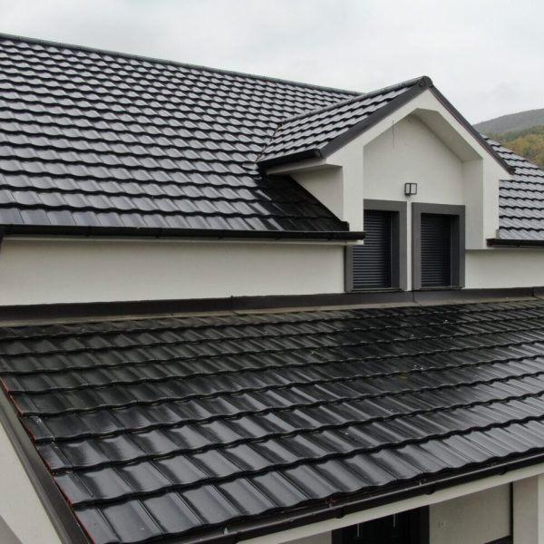 Tuiles de toit 27,50 €/m² — min. 7 palettes, Bricolage & Construction, Tuiles & Revêtements de toit, Neuf, Tuiles, Noir, Envoi