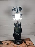 Beeld  (lamp) kussend koppel  composiet  (steen), Enlèvement