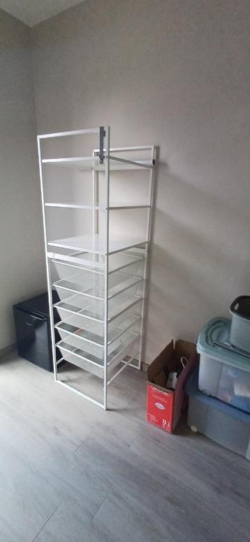 ikea rek met draagmanden 40€ beschikbaar voor biedingen