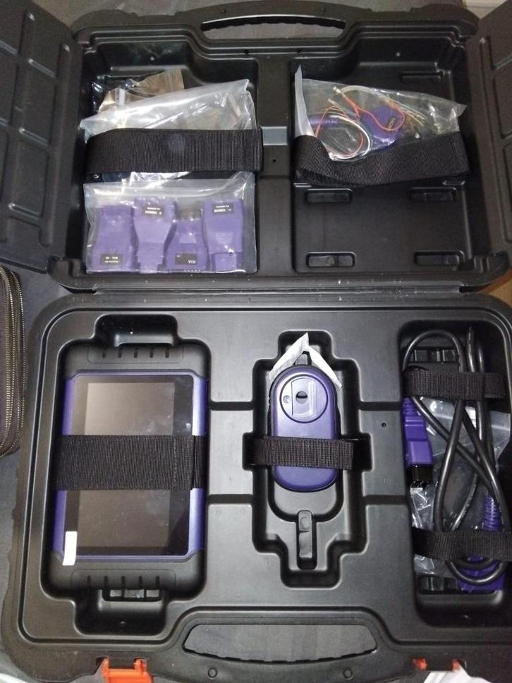 Valise diag et télecommandes voitures, Autos : Divers, Outils de voiture, Neuf, Enlèvement