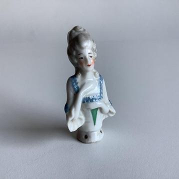 Antieke Porseleinen halfdoll Duitsland beschikbaar voor biedingen