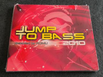 CD Jump To Bass 2010, Neuf emballé, Enlèvement ou Envoi, Neuf, dans son emballage