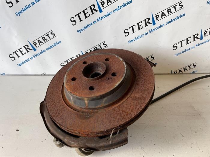 Fusee rechts-achter van een Mercedes SL, Auto-onderdelen, Ophanging en Onderstel, Mercedes-Benz, Gebruikt, 3 maanden garantie