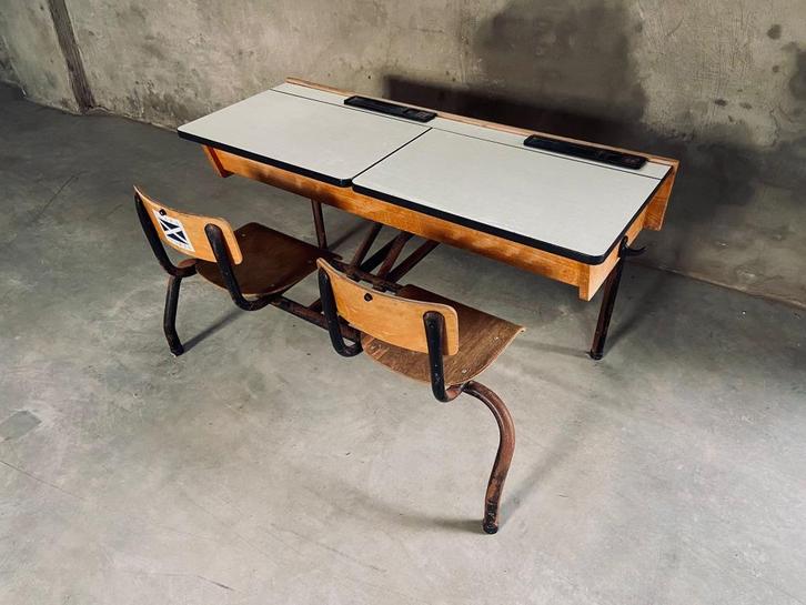 Vintage schoolbank voor 2 personen - hout & metaal, Huis en Inrichting, Bureaus, Gebruikt, Bureau, Ophalen