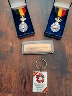 2 medailles + das speld + sleutelhanger, Postzegels en Munten, Ophalen of Verzenden