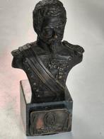 Borstbeeldje op marmeren sokkel, Antiek en Kunst, Ophalen of Verzenden, Brons