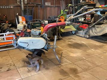 Honda f400 grondfrees tuinfrees frees trekker beschikbaar voor biedingen