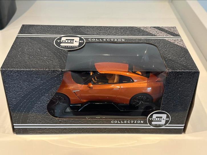 Nissan GT-R 2017 1:18 Triple 9, Hobby en Vrije tijd, Modelauto's | 1:18, Nieuw, Auto, Overige merken, Ophalen of Verzenden