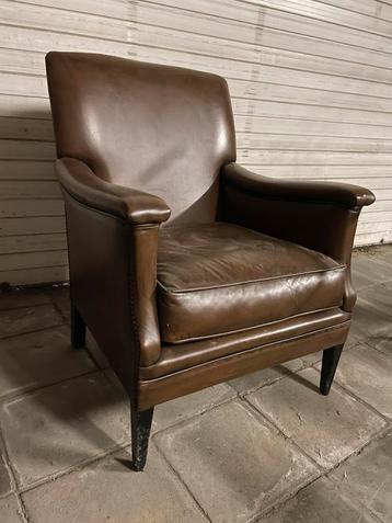 Vintage fauteuil beschikbaar voor biedingen