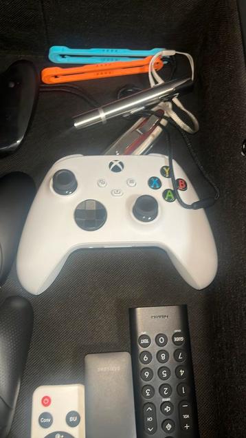 Xbox serie S met controller beschikbaar voor biedingen