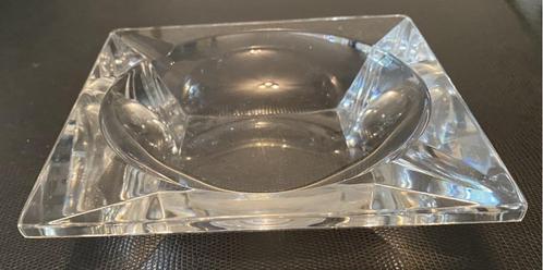 Asbak van kristal in Val-St-Lambert (16 x 16 cm), Antiek en Kunst, Antiek | Glaswerk en Kristal, Ophalen of Verzenden
