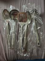 Ustensiles tout neuf, Enlèvement, Comme neuf