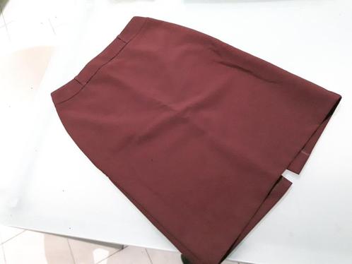 Rok Benetton S, Kleding | Dames, Rokken, Zo goed als nieuw, Maat 36 (S), Rood, Knielengte, Ophalen of Verzenden