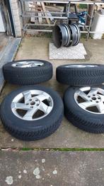 4 pneus sur jantes Dacia Duster  en très bon état, Autos : Pièces & Accessoires, Pneus & Jantes, Pneu(s), Enlèvement ou Envoi
