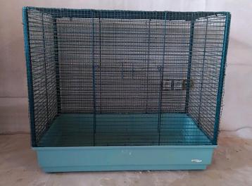 Grote ratten/hamsterkooi met toebehoren beschikbaar voor biedingen