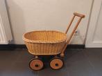 Chariot en bois avec panier en osier. Vintage., Enfants & Bébés, Jouets | Jouets en bois, Comme neuf, Enlèvement
