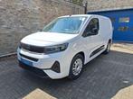 Opel Combo NEW COMBO CARGO ELECTRIC L2H1 HEAVY 50KWH *DRAAD, Auto's, Monovolume, 136 pk, Wit, Te koop
