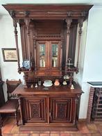 Twee identieke antieke kasten., Antiek en Kunst, Ophalen