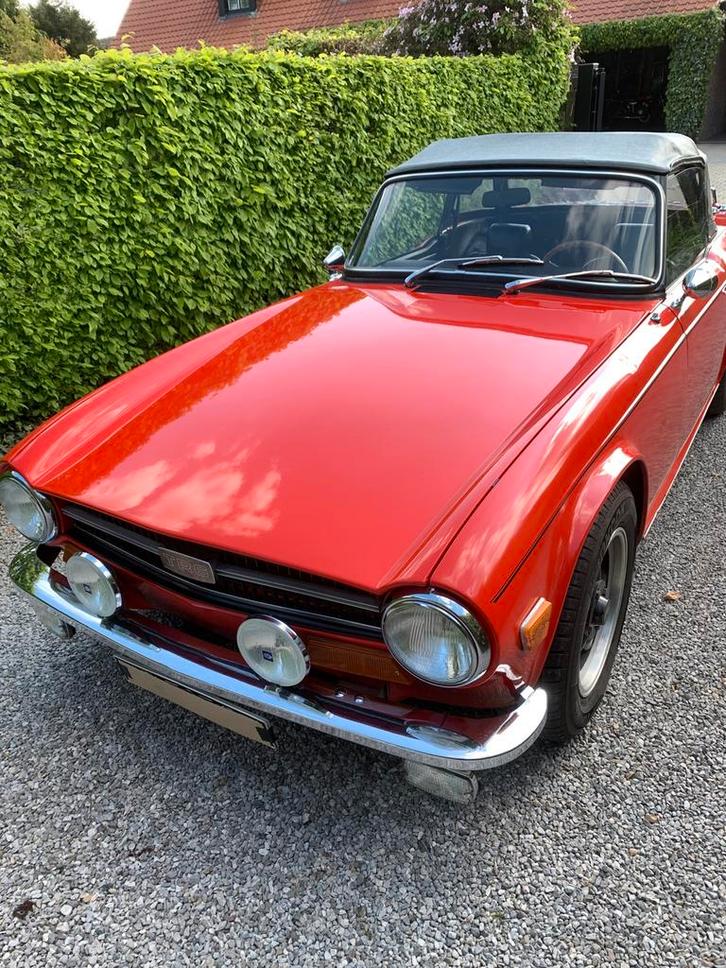 Triumph TR6 overdrive, Auto's, Oldtimers, Particulier, Triumph, Benzine, Cabriolet, 2 deurs, Handgeschakeld, Rood, Zwart, Leder en Stof
