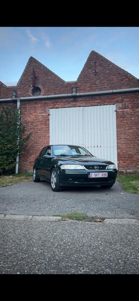 Opel vectra 1.6 16v, Auto's, Opel, Particulier, Vectra, Benzine, Euro 4, Overige carrosserie, 5 deurs, Handgeschakeld, Groen, Grijs
