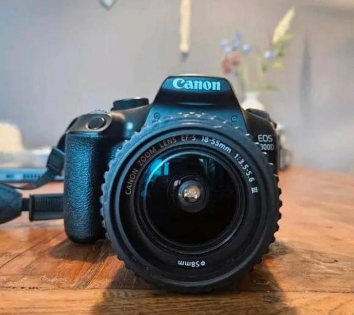 Canon EOS 1300D Spiegelreflexcamera, Audio, Tv en Foto, Fotocamera's Digitaal, Zo goed als nieuw, Spiegelreflex, Canon, 8 keer of meer