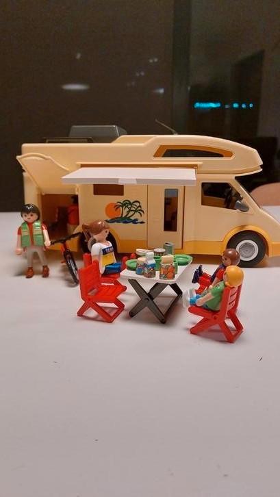 Playmobil kampeerwagen, Kinderen en Baby's, Speelgoed | Actiefiguren, Zo goed als nieuw, Ophalen of Verzenden