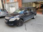 Skoda Fabia 1.6. Benzine de 2010 334000 km, Auto's, Skoda, Stof, 4 cilinders, Particulier, Euro 4