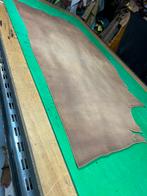 Lichtbruin patina-vintage tuigleer 2-2,5 mm half soepel nr2, Hobby en Vrije tijd, Stoffen en Lappen, Ophalen of Verzenden, Bruin