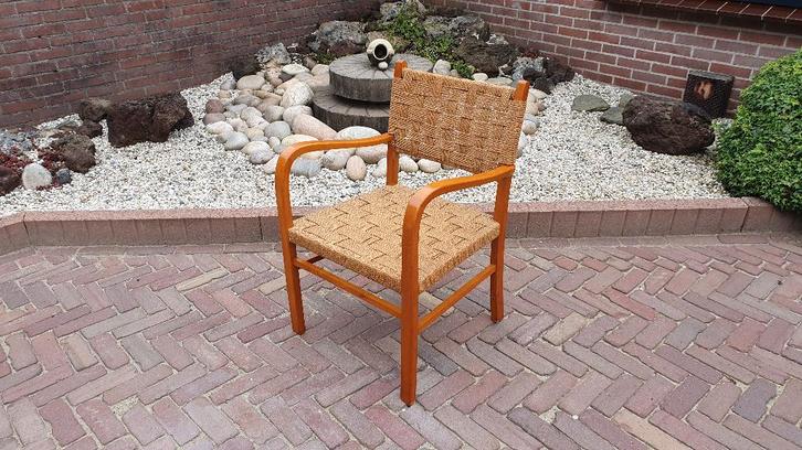Vintage bauhaus stoel, Huis en Inrichting, Fauteuils, Zo goed als nieuw, Hout, Riet of Rotan, Overige materialen, 50 tot 75 cm