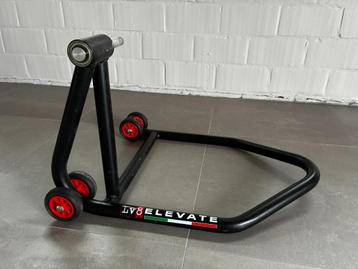 Ducati 848 Motorstand beschikbaar voor biedingen