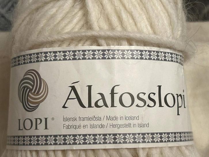 Breigaren Alafosslopi - diverse kleuren - 4 euro/bol, Hobby en Vrije tijd, Breien en Haken, Nieuw, Breien, Naald, Ophalen of Verzenden