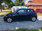Mini One 1500 benzien 2019 met 103000km, Auto's, Mini, Voorwielaandrijving, 4 zetels, Stof, Start-stop-systeem