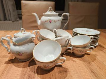 Kahla koffieservies 12 personen beschikbaar voor biedingen