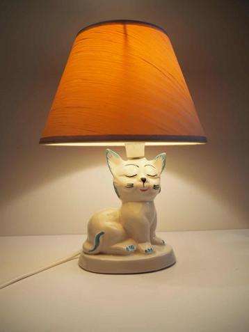 Vintage porselein kat lamp, 1970s beschikbaar voor biedingen