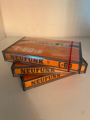 Neufunk C60 - 3 items disponible aux enchères