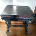 Table d'appoint victorienne, Enlèvement