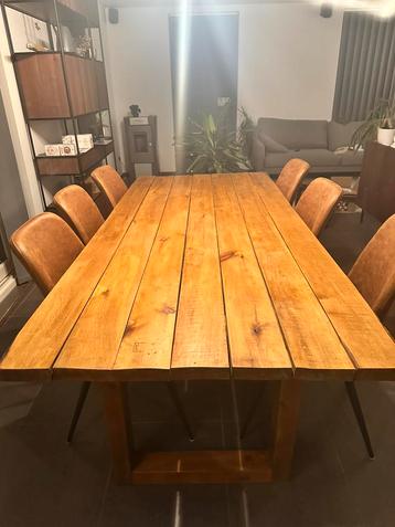 Handgemaakte eettafel 6/8p, Huis en Inrichting, Ophalen, Zo goed als nieuw