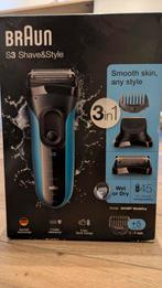 Braun S3 3010BT wet & dry, met extra opzetstukken, Ophalen, Zo goed als nieuw, Scheren en Epileren