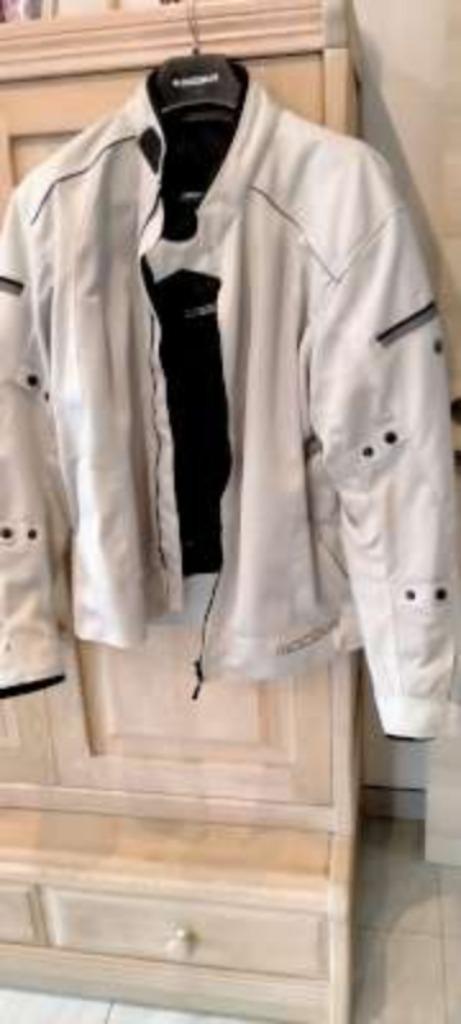 Motorvesten Zomer 2 stuks L + 5 Xl als Nieuw, Motoren, Kleding | Motorkleding, Jas | textiel, Nieuw met kaartje, Ophalen