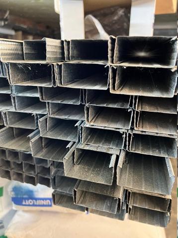 Metal stud Randprofiel U27 3 m beschikbaar voor biedingen