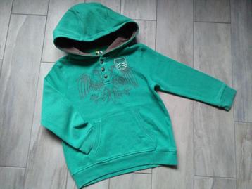 ★ M128 - Trui met kap beschikbaar voor biedingen