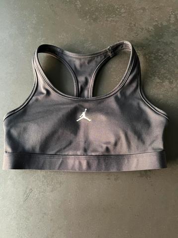 Nike Smooth sportbh maat XS. Zeer goede staat. beschikbaar voor biedingen
