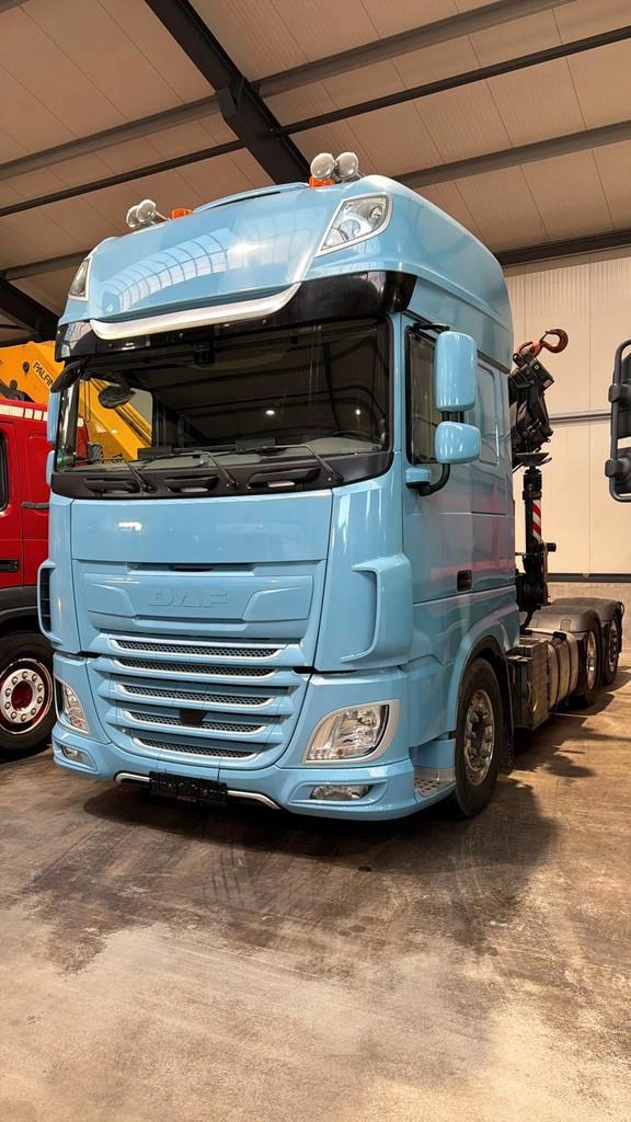 DAF XF 530 FTN CRANE/GRUE/KRAN FASSI 54 TM!, Autos, Camions, Entreprise, DAF, Diesel, Euro 6, Automatique, Bleu, TVA déductible