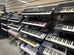Veel keyboards Korg Yamaha Roland ketron hammond medeli, Muziek en Instrumenten, Keyboards, Korg, Gebruikt, Ophalen, Midi-aansluiting