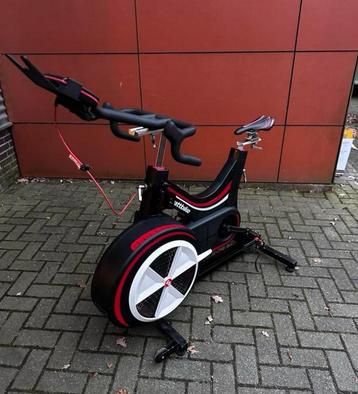 Hometrainer Wattbike Pro beschikbaar voor biedingen