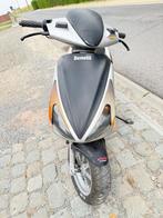 a klasse Benelli , zeldzaam watergekoeld 2 takt, Fietsen en Brommers, Scooters | Yamaha, Tweetakt, Gebruikt, Overige modellen