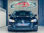 Volkswagen Golf 1.4 TSI * LOUNGE SPORT * GAR 12 MOIS * 1ER P, Auto's, Volkswagen, Stof, Gebruikt, 4 cilinders, Zwart