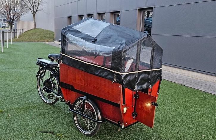 Elektrische bakfiets Babboe Max. voor 6kinderen, Fietsen en Brommers, Fietsen | Bakfietsen, Zo goed als nieuw, 4 kinderen of meer